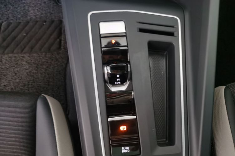 大众 高尔夫 2021款 280TSI DSG Pro局部细节18