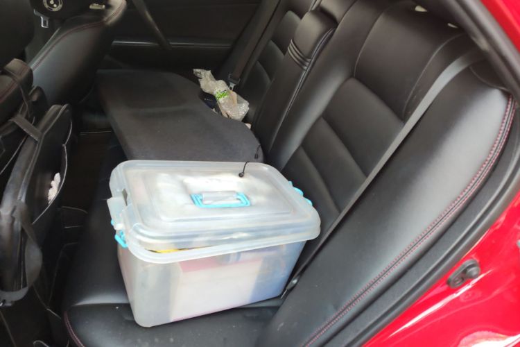 马自达6 2013款 2.0L 自动时尚型中控内饰21