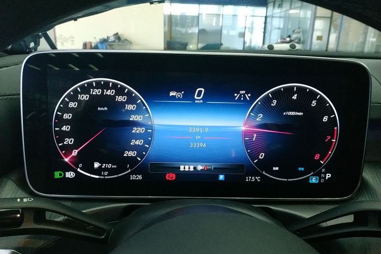 奔驰C级 2023款 改款 C 200 L 运动版中控内饰14