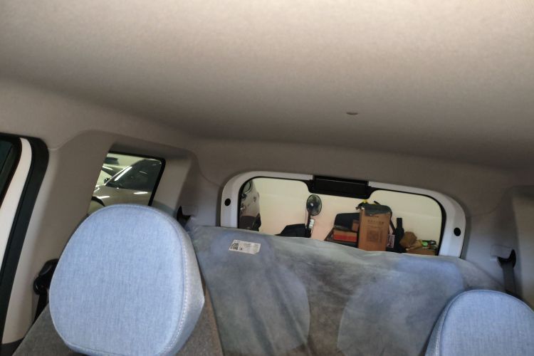 吉利银河 2024款 熊猫mini 200km 耐力熊中控内饰22