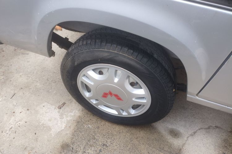 五菱汽车 五菱之光 2015款 1.2L 实用型LSI车身外观6003