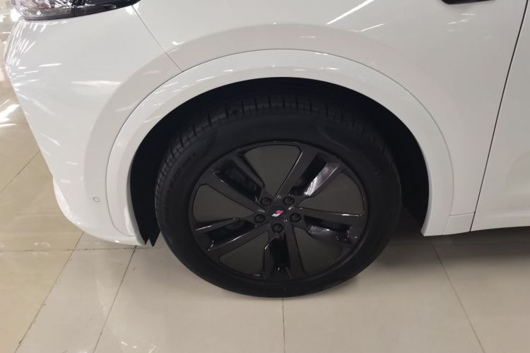 理想汽车 理想L7 2024款 Pro车身外观35