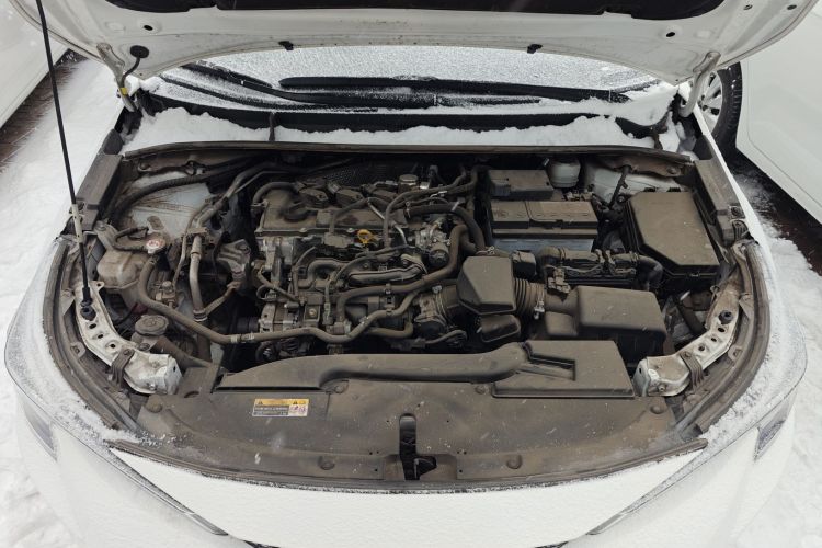 丰田 雷凌 2023款 TNGA 1.5L CVT进取版机舱底盘24