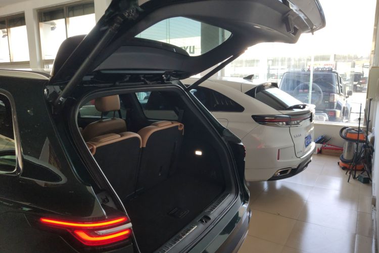 理想汽车 理想ONE 2021款 增程6座版中控内饰23