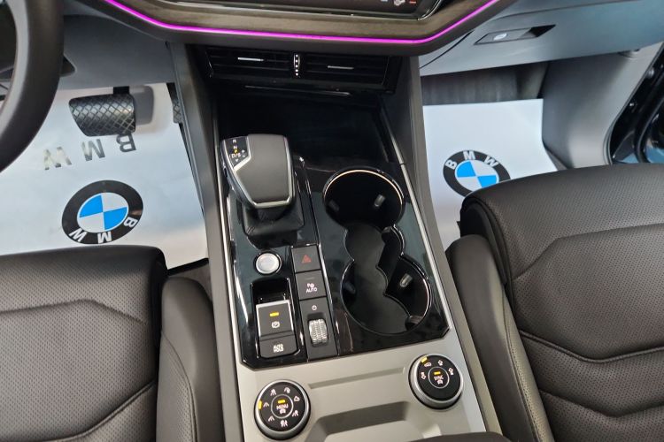 大众 途锐 2020款 3.0TSI 锐享版 国VI中控内饰18