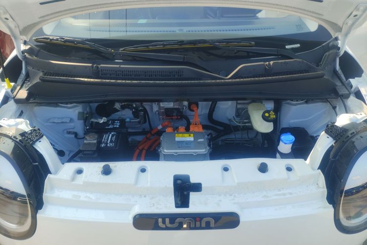 长安启源 长安Lumin 2025款 205km 香沁款机舱底盘24