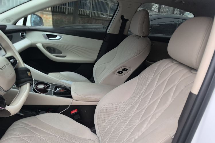 荣威D7 2023款 DMH 125km 旗舰版中控内饰19