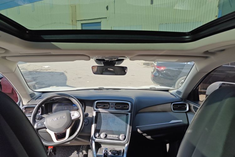 领克01 2017款 2.0T 两驱型Pro版中控内饰22