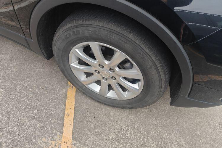 别克 昂科威 2021款 532T 两驱精英型车身外观10