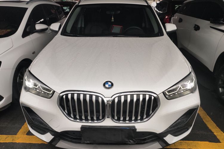 宝马X1 2022款 sDrive25Li 领先型车身外观2