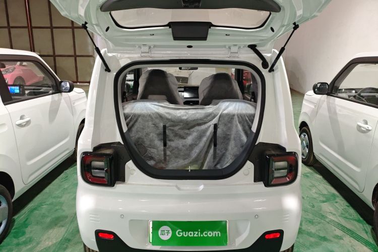 吉利银河 2024款 熊猫mini 200km 耐力熊机舱底盘23