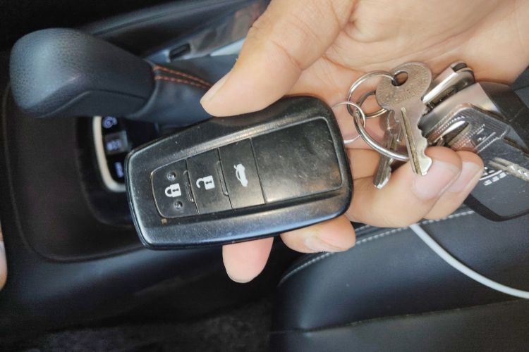 丰田 卡罗拉 2021款 1.2T S-CVT先锋PLUS版中控内饰11