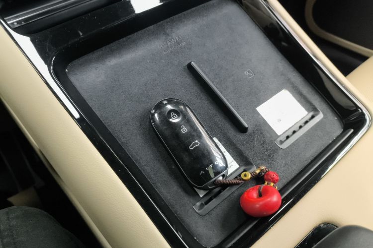 鸿蒙智行 问界M5 2022款 纯电后驱标准版中控内饰11