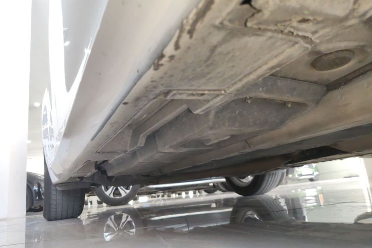 雷克萨斯ES 2016款 200 Midnight特别限量版局部细节9001