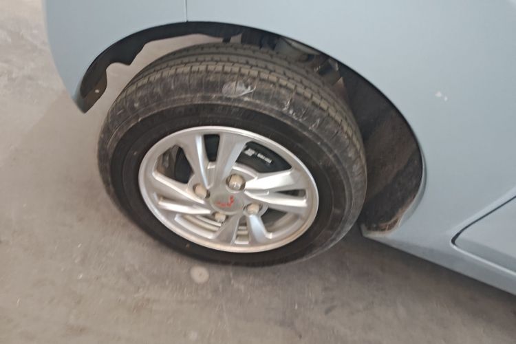 五菱汽车 宏光MINIEV 2020款 轻松款 三元锂车身外观6008