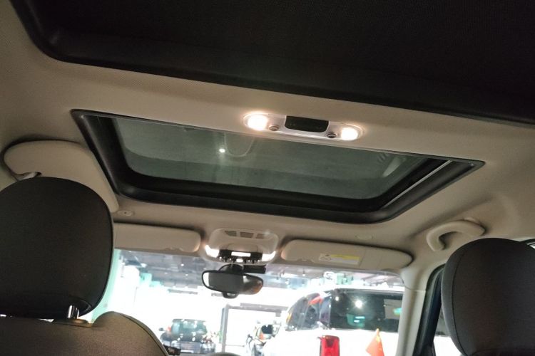 MINI Countryman 2017款 1.5T COOPER ALL4中控内饰22