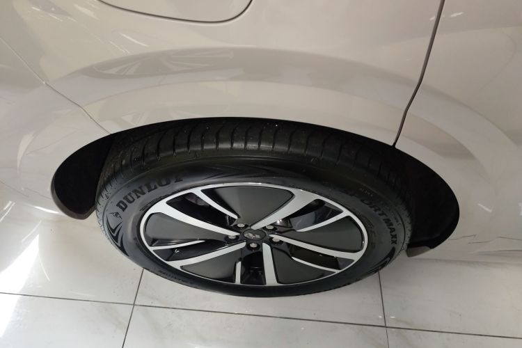 理想汽车 理想L6 2024款 Max车身外观6008