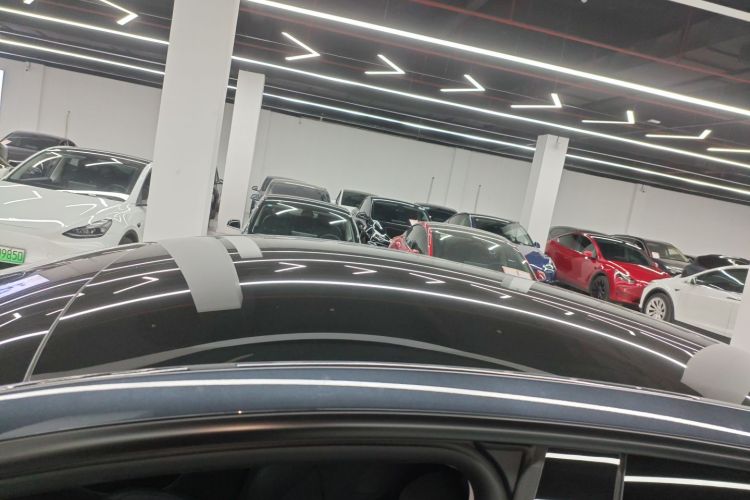 特斯拉 Model Y 2025款 长续航全轮驱动 首发版局部细节57