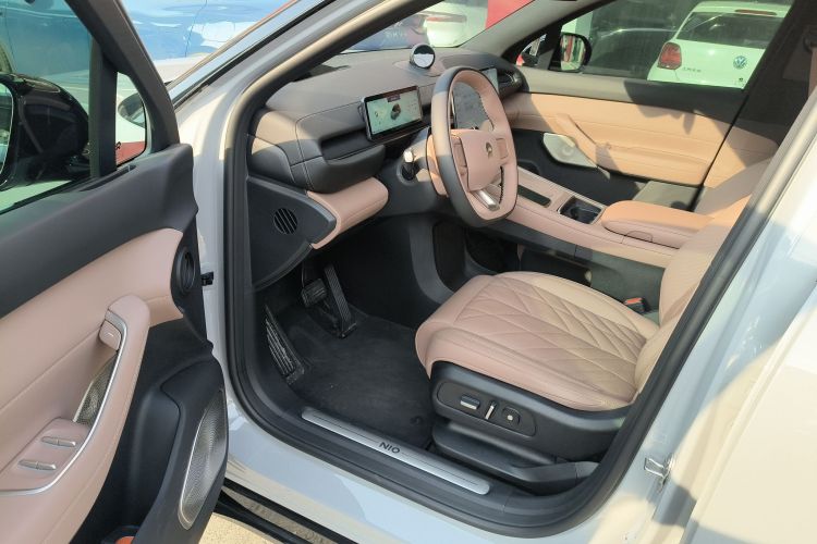 蔚来ES6 2025款 75kWh中控内饰20