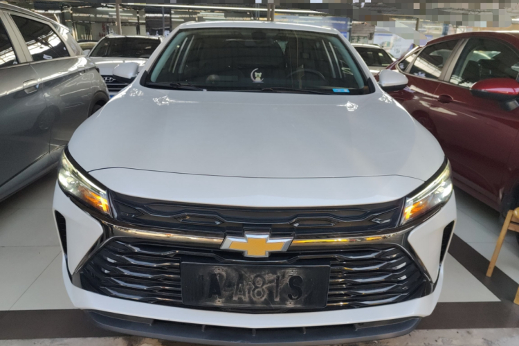 雪佛兰 科鲁泽 2024款 1.5L 双离合乐享版车身外观2