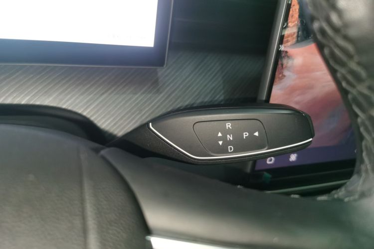 奇瑞 风云T9 2024款 120 长续航版标准型 5座 三元锂局部细节18