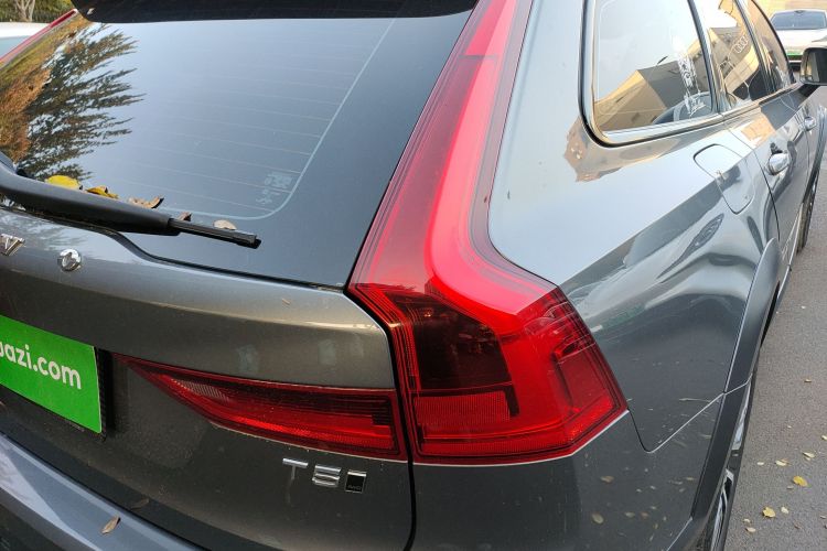 沃尔沃V90 2017款 Cross Country T5 AWD 智远版车身外观9