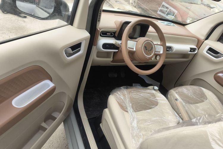 五菱汽车 宏光MINIEV 2024款 第三代 215km 青春版中控内饰20