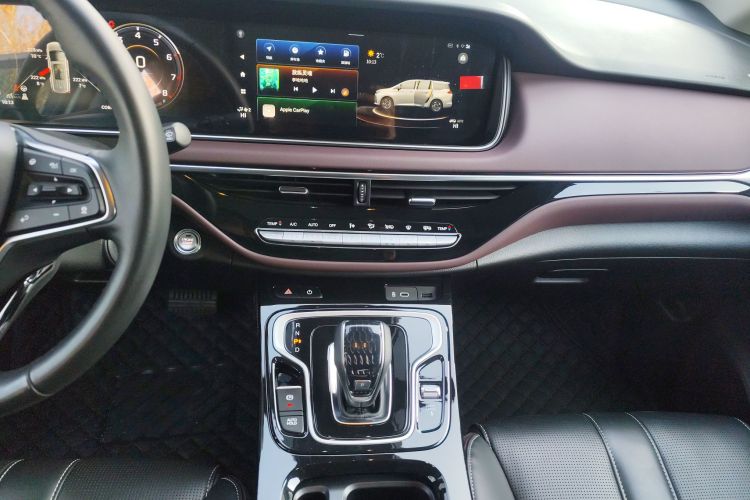 广汽传祺 传祺M6 2023款 PRO 270T DCT尊贵版中控内饰16