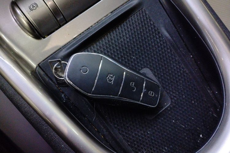 比亚迪 海豚 2023款 401km 骑士版中控内饰11