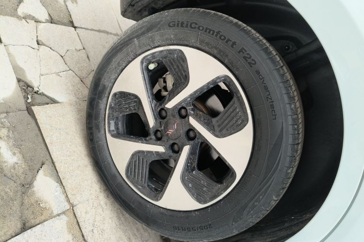 江淮钇为 钇为3 2023款 505km Air车身外观6002