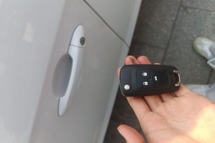 别克 英朗 2021款 改款 典范 1.5L 自动精英型中控内饰11