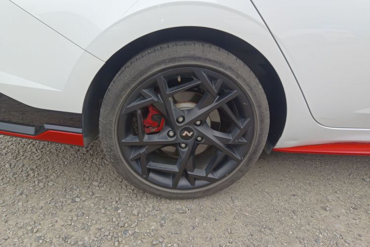 现代 伊兰特 2023款 240TGDi DCT N Line LUX尊贵版车身外观6008