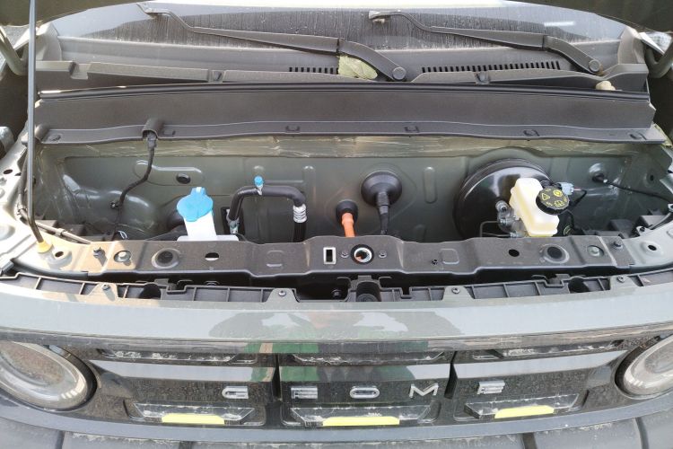 吉利银河 2025款 210km 熊猫骑士机舱底盘24