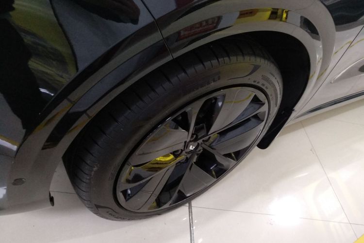 理想汽车 理想L6 2024款 Pro车身外观6007