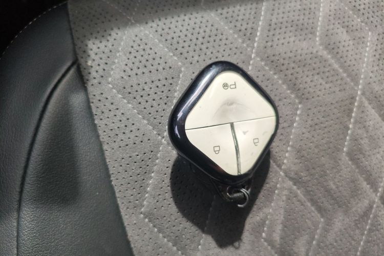 宝骏KiWi EV 2023款 大疆版 磷酸铁锂中控内饰11