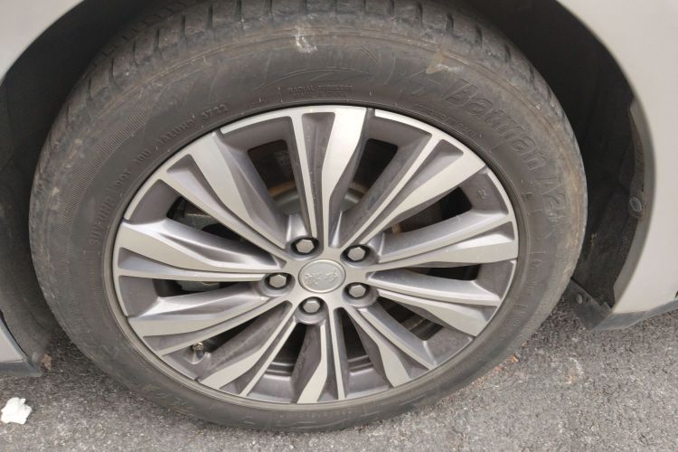 红旗E-QM5 2022款 431km 充电乐享版车身外观6007