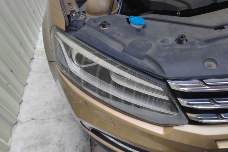 众泰T600 Coupe 2017款 1.5T 自动尊享型车身外观8