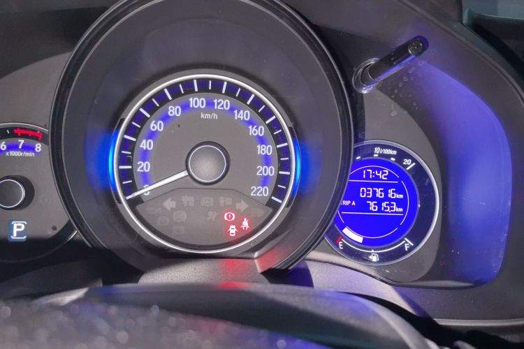 本田 飞度 2016款 1.5L LXS CVT舒适天窗版中控内饰14