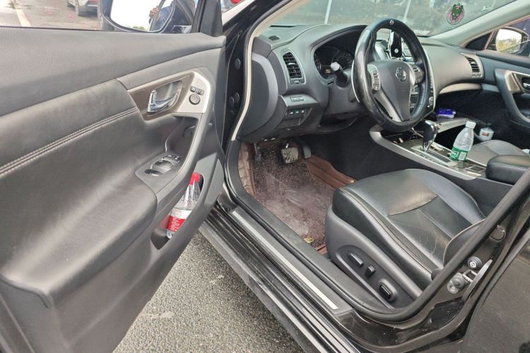 日产 天籁 2014款 公爵 2.5L XV尊享版中控内饰20