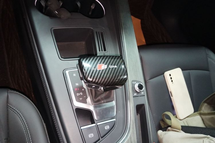 奥迪A4L 2022款 40 TFSI 时尚致雅型局部细节18