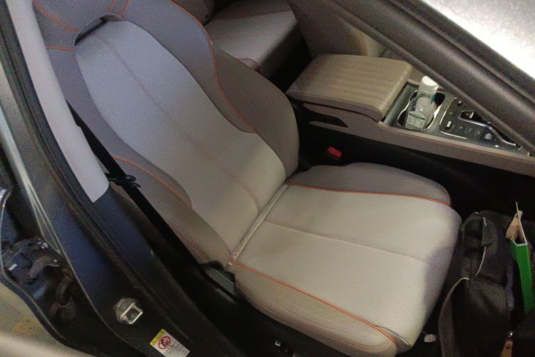 比亚迪 元PLUS 2023款 冠军版 510KM 超越型局部细节41