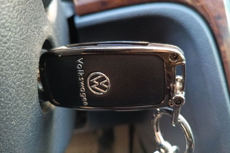 大众 帕萨特 2011款 1.8TSI DSG御尊版中控内饰11