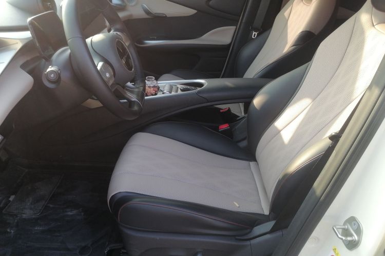 比亚迪 海豚 2023款 420km 时尚版中控内饰19