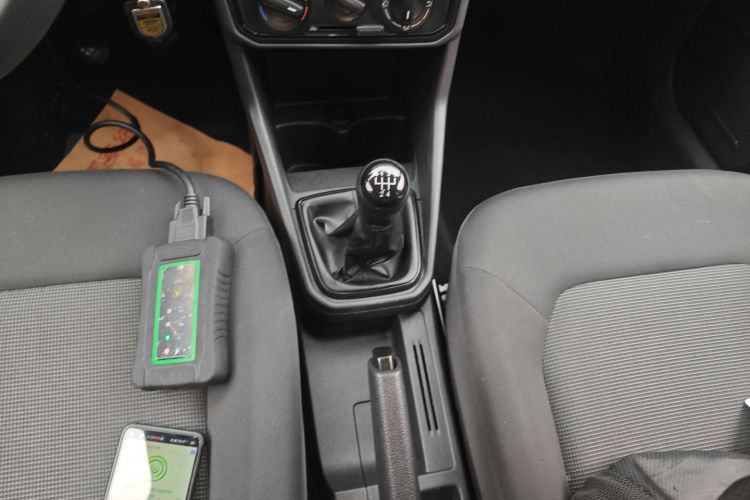 大众 捷达 2017款 1.4L 手动时尚型中控内饰18