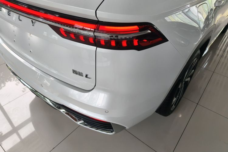 吉利汽车 星越L 2024款 2.0TD 高功自动两驱天际版车身外观6006