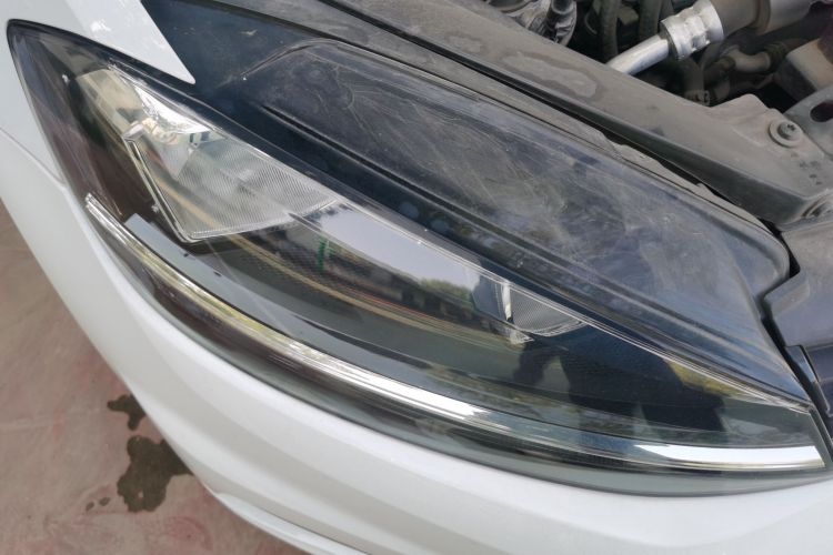 大众 高尔夫 2020款 200TSI DSG舒适进取版车身外观8