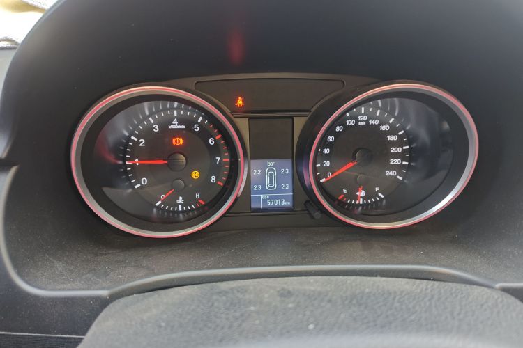 哈弗H6 2017款 红标 运动版 1.5T 手动两驱精英型中控内饰14