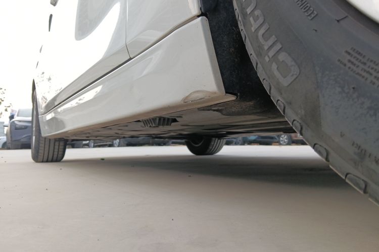 宝马3系 2016款 316Li 时尚型局部细节9001