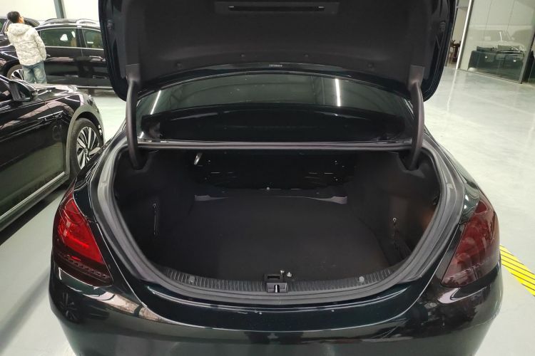 奔驰C级 2021款 C 260 星耀臻藏版局部细节23