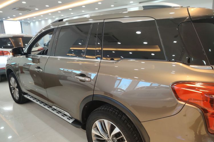 广汽传祺 传祺GS8 2017款 320T 两驱豪华智联版（七座）车身外观6003